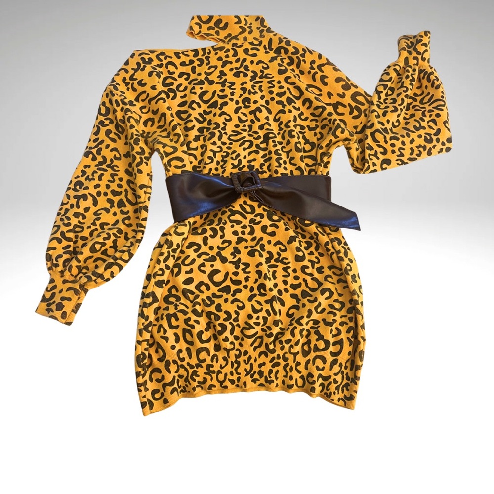 Yellow Leopard Print One-Shoulder Sweater Dress with Belt